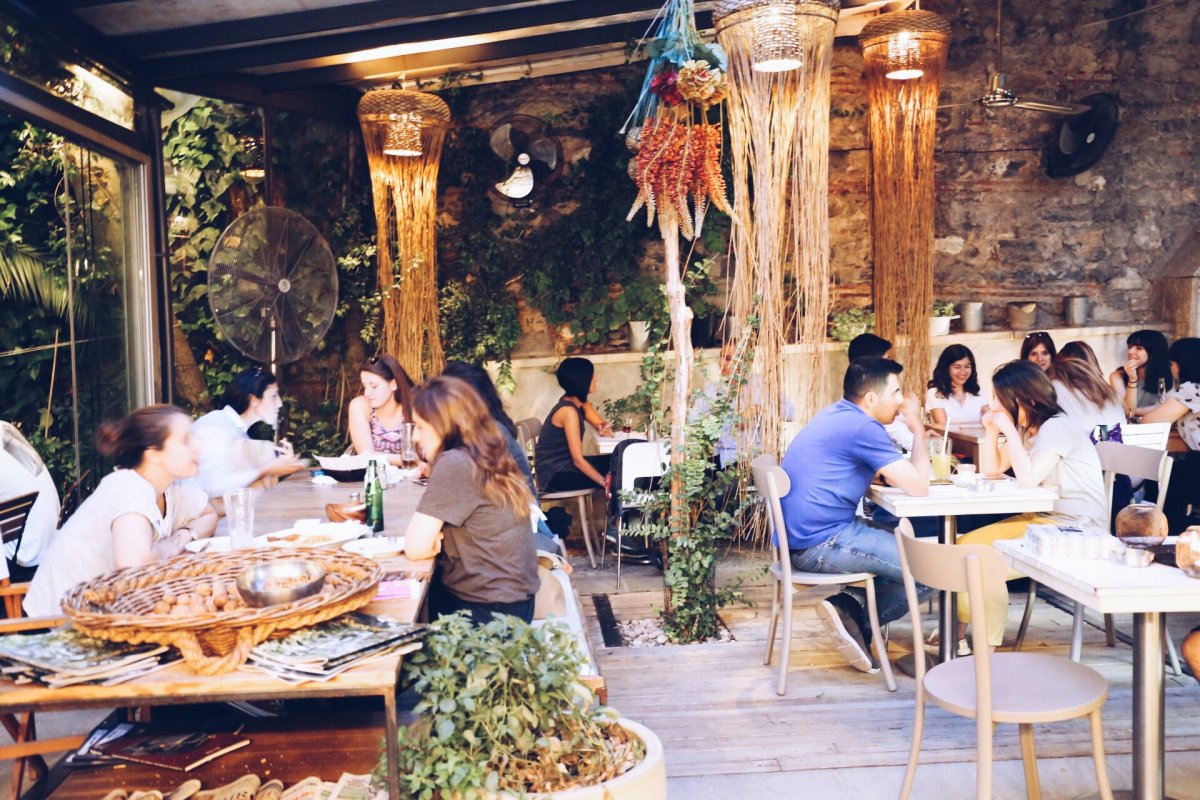 Limonlu Bahçe Beyoğlu. İstanbul Beyoğlu Limonlu Bahçe Cafe & Restoran